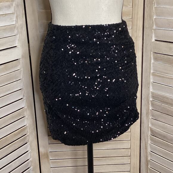 Ronny Kobo Basilla Ruched Black Micro Sequin Mini Skirt M 6 US $348 - Picture 6 of 10